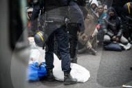NEWS - Paris: Wildes Flüchtlings-Camp an der Stalingrad-Station geräumt