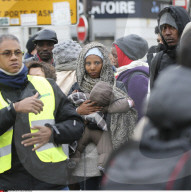 NEWS - Paris: Wildes Flüchtlings-Camp an der Stalingrad-Station geräumt
