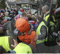 NEWS - Paris: Wildes Flüchtlings-Camp an der Stalingrad-Station geräumt