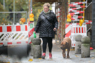 EXKLUSIV - Cindy aus Marzahn ganz Privat beim Bummeln in Berlin