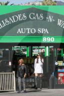 EXKLUSIV - Irina Shayk mit der Schwiegermutter in Pacific Palisades unterwegs