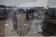 NEWS - Irak: Alltag im Flüchtlingslanger Al-Khazer