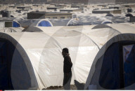 NEWS - Irak: Alltag im Flüchtlingslanger Al-Khazer
