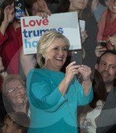 NEWS - Hillary Clinton auf Wahlkampftour in New Hampshire