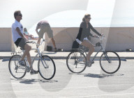 PEOPLE - Cindy Crawford und Rande Gerber radeln in Malibu