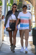 PEOPLE -  Fernando Alonso und Freundin Linda in Hollywood unterwegs