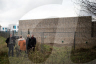 NEWS - Mauer trennt Anwohner von einem FlÃ¼chtlingsheim in MÃ¼nchen