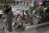 PEOPLE - London: Blumen für den tödlich verunfallten Prinz Filippo Corsini 