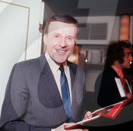 PEOPLE - Britische Radiolegende Jimmy Young im Alter von 95 Jahren gestorben
