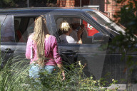 EXKLUSIV - Miley Cyrus mit Liam Hemsworth in LA unterwegs