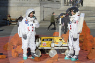 FEATURE - Der 'Mars' auf dem Trafalgar Square