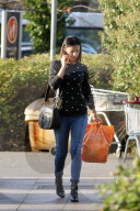 PEOPLE - Lucy Mecklenburgh ohne Make-Up unterwegs
