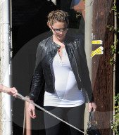 EXKLUSIV - Die schwangere Katherine Heigl in LA unterwegs