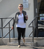 EXKLUSIV - Die schwangere Katherine Heigl in LA unterwegs