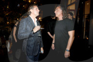 PEOPLE - Promis an der 'Urban Zen' Eröffnung in Los Angeles