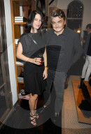 PEOPLE - Promis an der 'Urban Zen' Eröffnung in Los Angeles