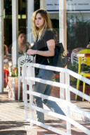 PEOPLE - Suki Waterhouse mit ihrer Schwester Immy 'undercover' unterwegs