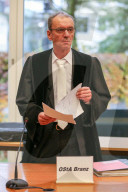 NEWS - Zugunglück Bad Aibling Prozess: Fahrdienstleiter  Michael P vor Gericht