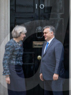 NEWS - London: Viktor Orban zu Besuch bei Theresa May an der 10 Downing Street