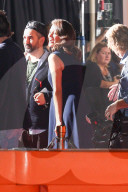 PEOPLE - Promis an der Premiere Party von 'Allied' in LA