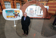 FEATURE - Leben auf dem Mars in Greenwich