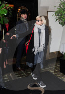 EXKLUSIV - Lily Allen geht mit Jimmy Carr zum Dinner bei Scotts