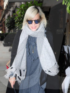 EXKLUSIV - Lily Allen geht mit Jimmy Carr zum Dinner bei Scotts