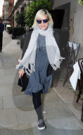 EXKLUSIV - Lily Allen geht mit Jimmy Carr zum Dinner bei Scotts