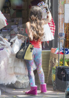 FEATURE - Sommer in Sydney: Melanie Brown in Ugg Boots 