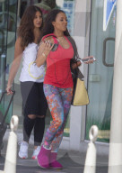 FEATURE - Sommer in Sydney: Melanie Brown in Ugg Boots 