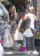 FEATURE - Sommer in Sydney: Melanie Brown in Ugg Boots 