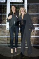 PEOPLE - Promis bei der Präsentation der 'Stella McCartney Menswear Collections' in London