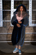 PEOPLE - Promis bei der Präsentation der 'Stella McCartney Menswear Collections' in London