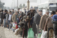 NEWS - Irak: Flüchtlinge aus Mosul suchen Sicherheit