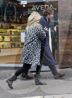 EXKLUSIV - Kate Moss mit Nikolai Van Bismark in London unterwegs