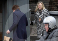 EXKLUSIV - Kate Moss mit Nikolai Van Bismark in London unterwegs