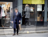 EXKLUSIV - Kate Moss mit Nikolai Van Bismark in London unterwegs