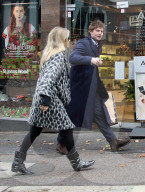 EXKLUSIV - Kate Moss mit Nikolai Van Bismark in London unterwegs