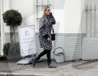 EXKLUSIV - Kate Moss mit Nikolai Van Bismark in London unterwegs