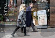 EXKLUSIV - Kate Moss mit Nikolai Van Bismark in London unterwegs