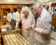 PEOPLE - Camilla und Charles zu Besuch in Bahrain
