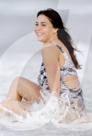 EXKLUSIV - Queensland: Lisa Snowdon entspannt sich vor dem 'Junge Camp' am Beach 
