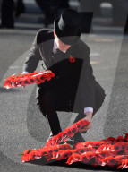 NEWS - Remembrance Sunday in London mit viel Prominenz
