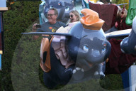 PEOPLE - Ashlee Simpson und Evan Ross verbringen einen Tag im Disneyland mit ihrer Familie
