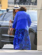 PEOPLE - La Toya Jackson mit ihrer Mutter Kathrine unterwegs