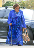 PEOPLE - La Toya Jackson mit ihrer Mutter Kathrine unterwegs