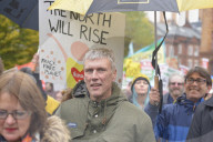 NEWS - Manchester: Demonstrationen gegen Fracking