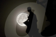 FEATURE - Der Supermond war fast überall auf der Welt zu sehen