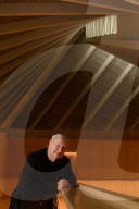 PORTRAIT - Sir Terence Conran im Design Museum in London