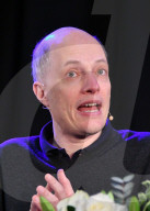 PEOPLE - 'Katie Price and Philosophy' im Gespräch mit Alain de Botton